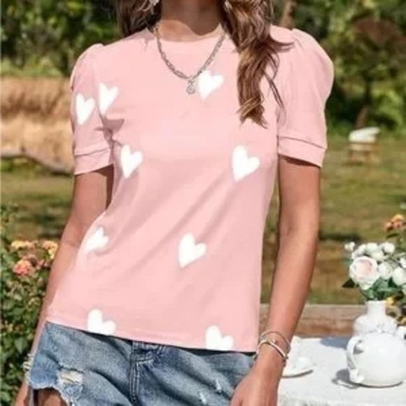 SHEIN Pink Heart Short Sleeve Tee - Picture 1 of 3